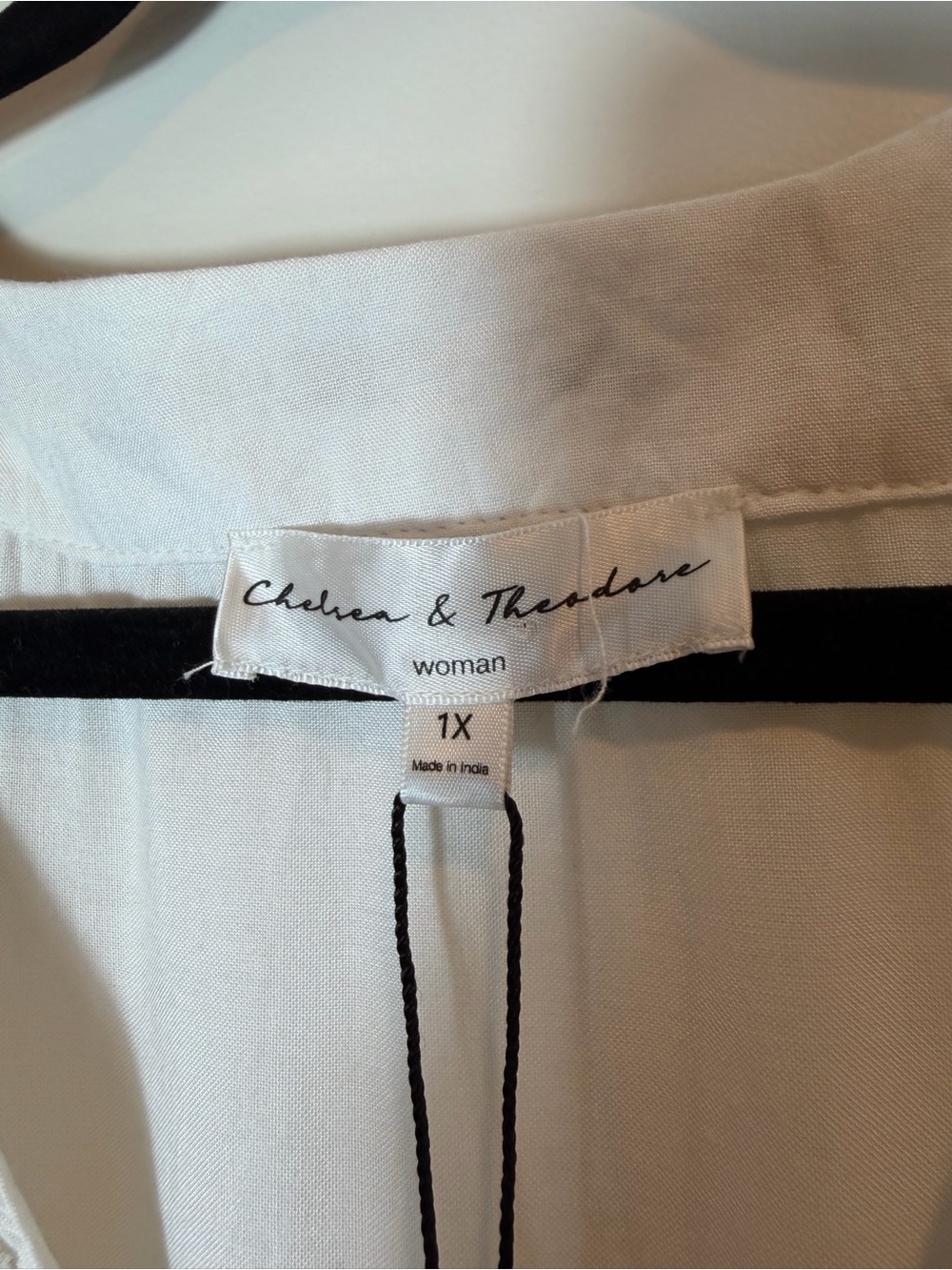 Chelsea & Theodore White Blouse with Beige Embroidery - Picture 9 of 11